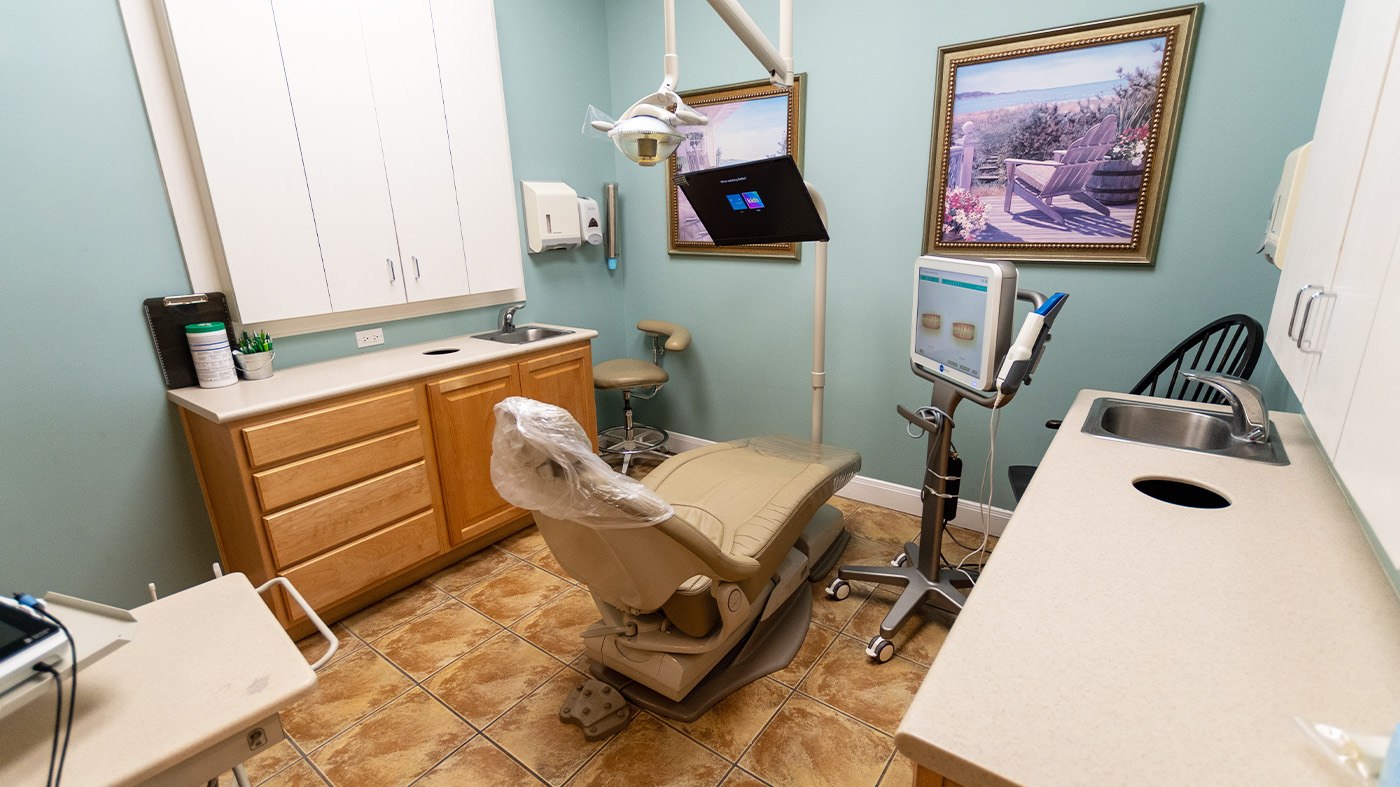 Dental treatment room