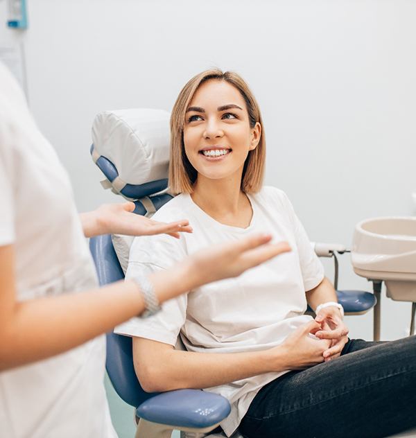 woman visiting dentist in New Braunfels